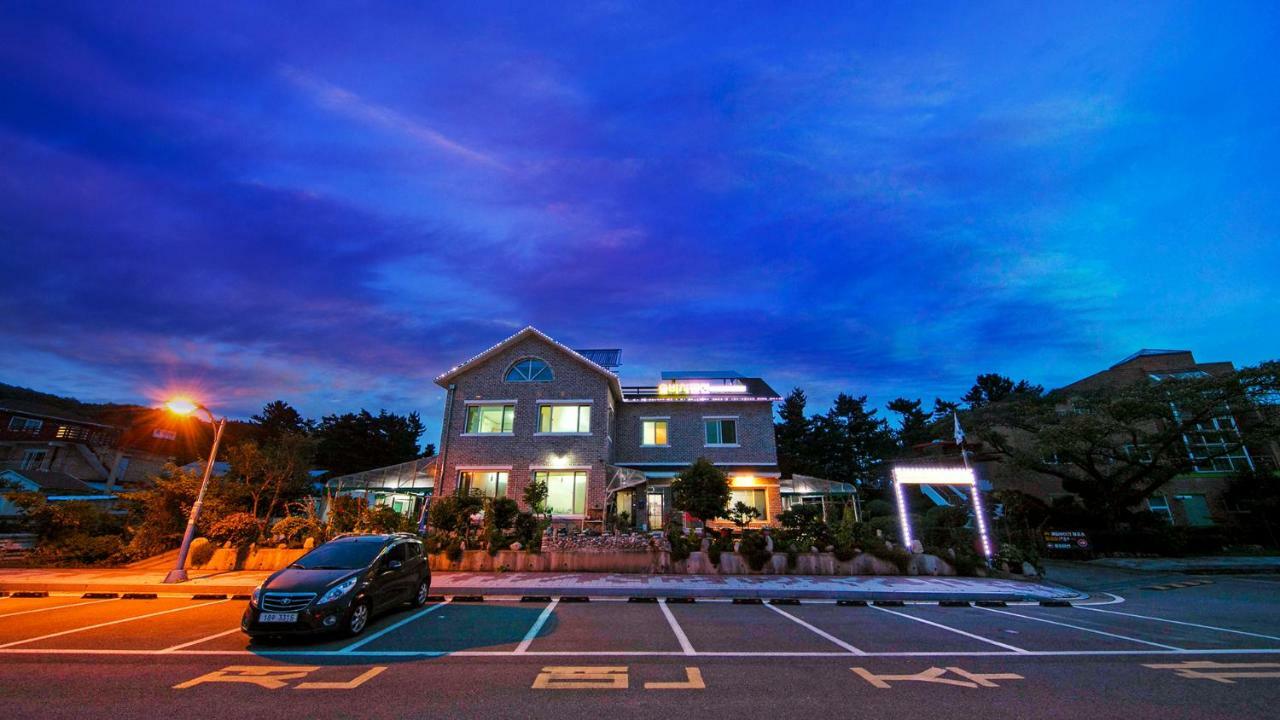 ชัมช็อก ซอล บีช เพนชั่น Villa ซัมชอค ภายนอก รูปภาพ